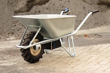Electric wheelbarrow for universal use
