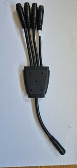 Splitter cable set for connecting up to 4 motors to 1 control unit for closedloop controllers.